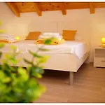 House Natalija Hébergement de vacances Podgreben