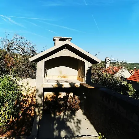 Holiday home House Natalija Podgreben